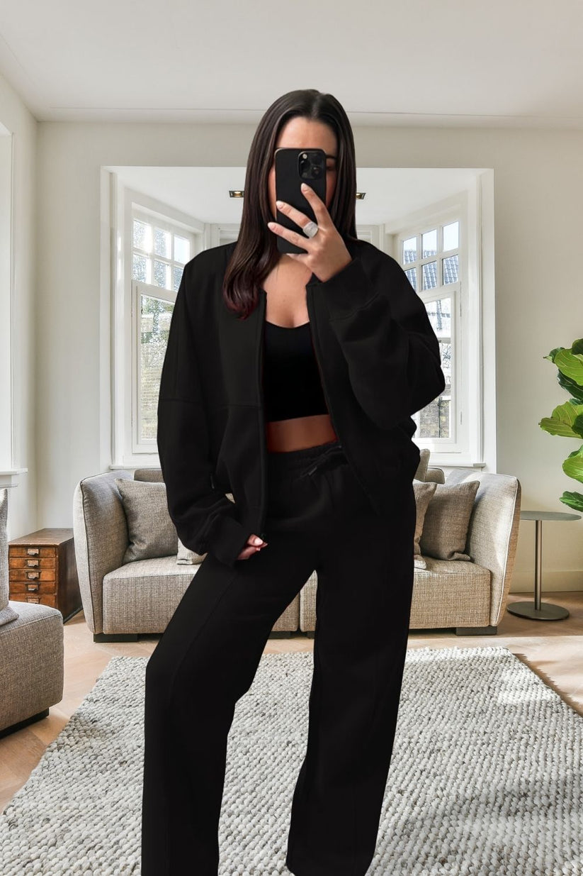 Oversized Fleece Tracksuit with Bomber Style Zipper and Wide Leg Design