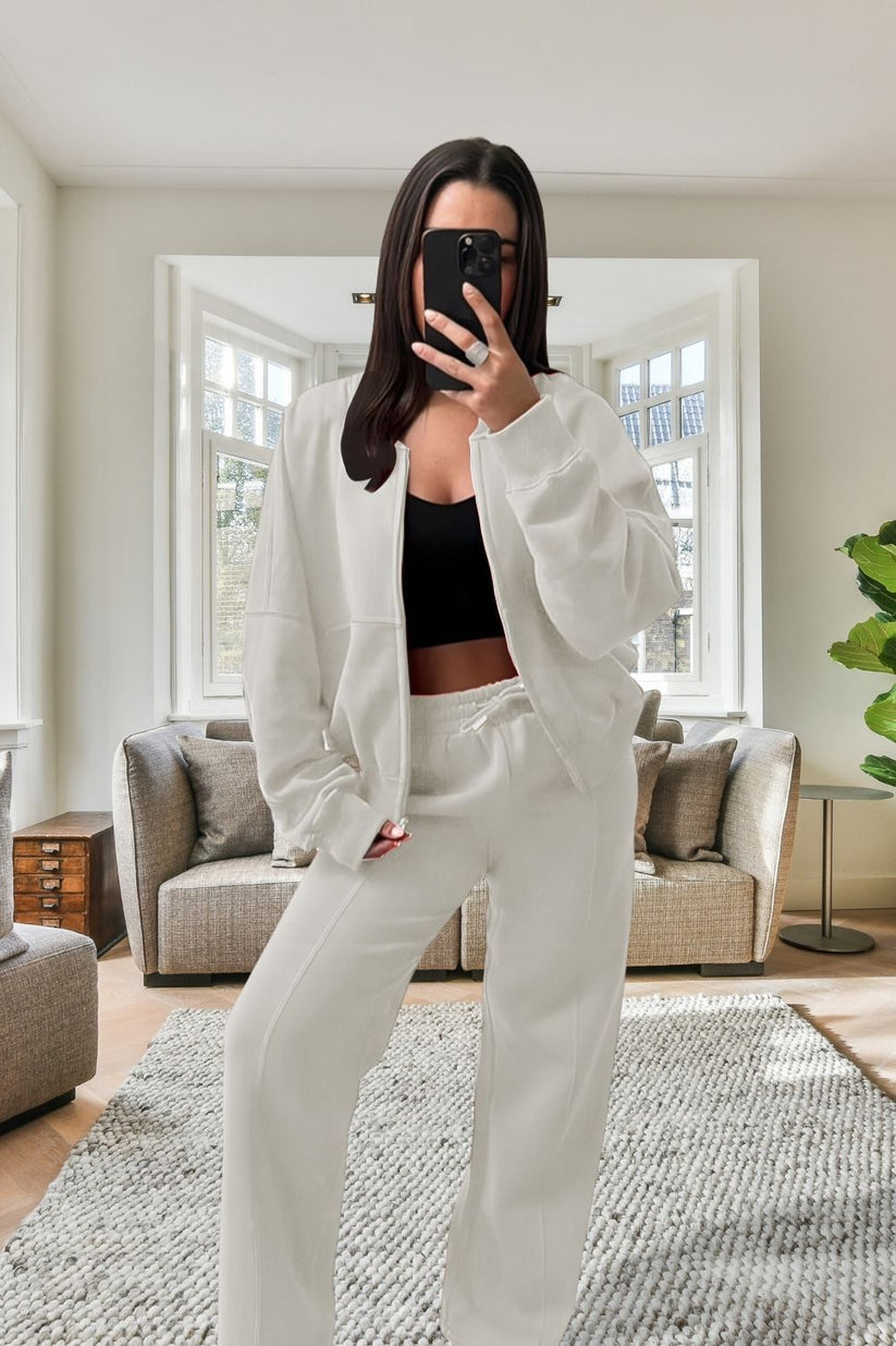 Oversized Fleece Tracksuit with Bomber Style Zipper and Wide Leg Design