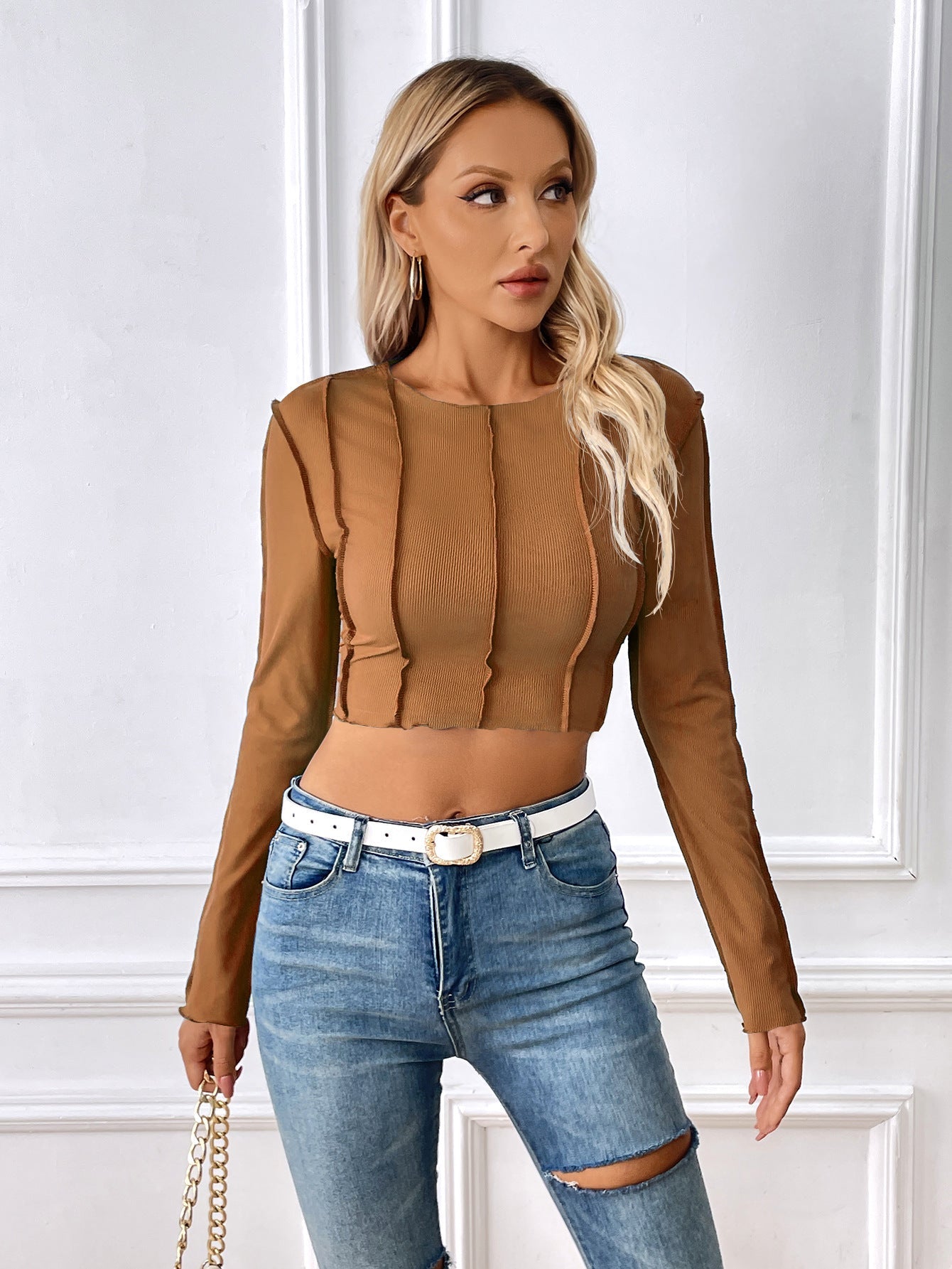 Women's Cropped T-Shirt  Slim Long Sleeve With Exposed Stitching Design
